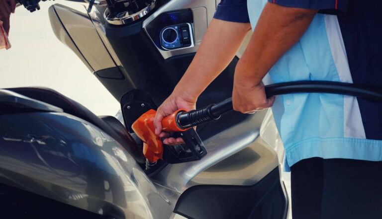Consumo de combustível da sua moto: aprenda a calcular para economizar