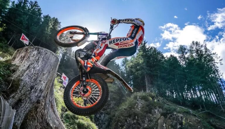 Toni Bou 32 vezes campeao mundial de trial com a moto Montesa Honda - Moto Honda Motopel