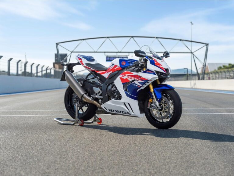 CBR 1000RR R FIREBLADE SP 30 ANOS EST - Moto Honda Motopel