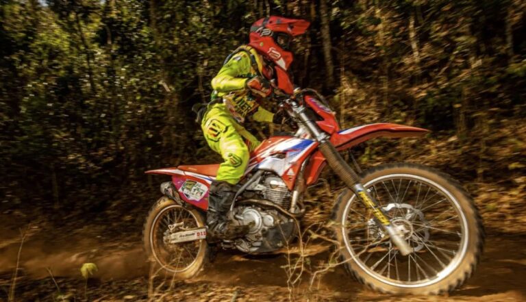 Honda CRF 250F a melhor moto de trilha para iniciantes - Moto Honda Motopel