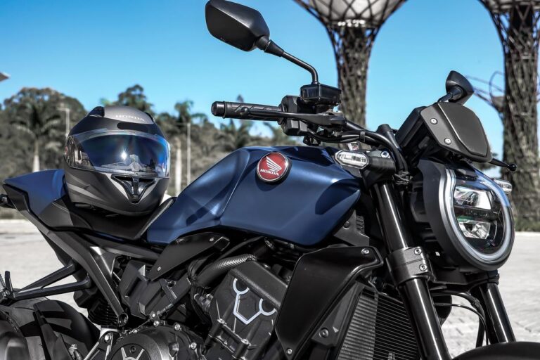 PROOM CB 1000R Black Edition 2024 DET 44 - Moto Honda Motopel