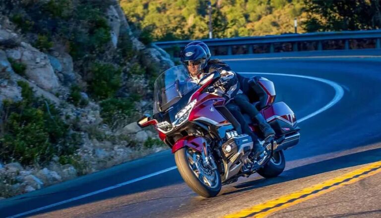 motocicleta hond gold wing na estrada 0 - Moto Honda Motopel